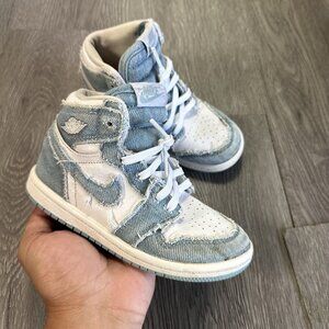 Nike Air Jordan 1 Mid Boys Size 9C Blue Athletic Shoes Sneakers CU0450-104